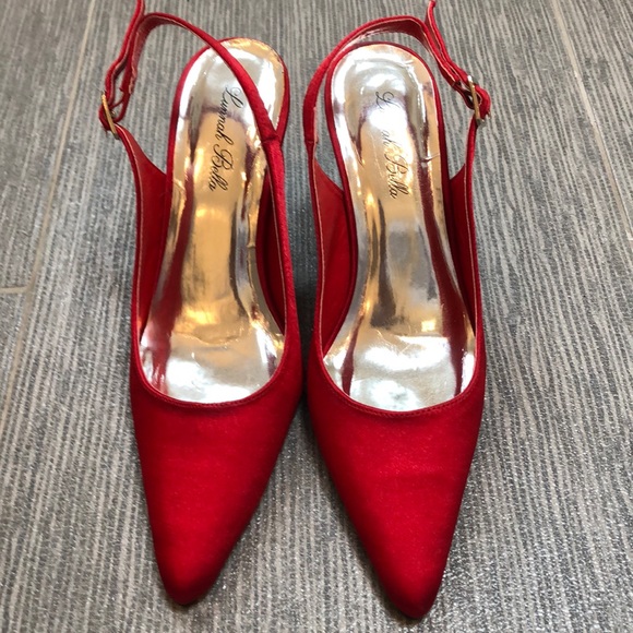 Brand new never worn for a wedding size 5 - Picture 1 of 3